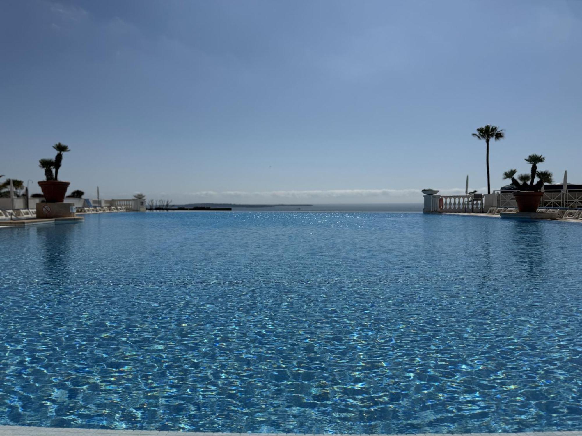 Un Studio De Charme Vue Mer & Piscine D'Exception Cannes Exterior photo